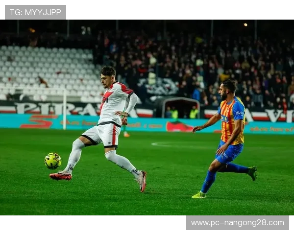 昔日西甲中卫洛佩斯新东家难获一席之地,山东泰山冬窗止损获验证 昔日西甲中卫洛佩斯新东家难获一席之地,山东泰山冬窗止损获验证