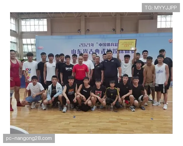 滕州市体校摔跤队省古典式摔跤锦标赛斩获1金1银，9人晋级省运会决赛